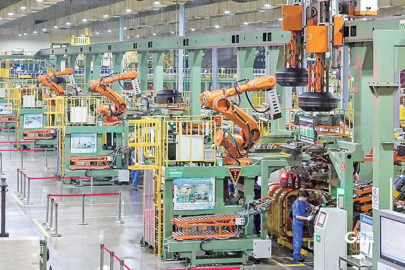 青島聚焦智能家電等三大領(lǐng)域，推進(jìn)“智改數(shù)轉(zhuǎn)網(wǎng)聯(lián)”賦能互聯(lián)網(wǎng)銷(xiāo)售